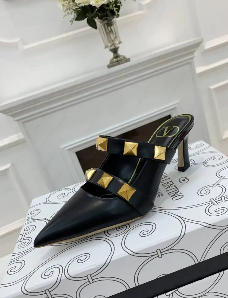 hype Valentino High Heels