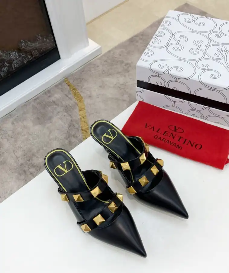 hype Valentino High Heels