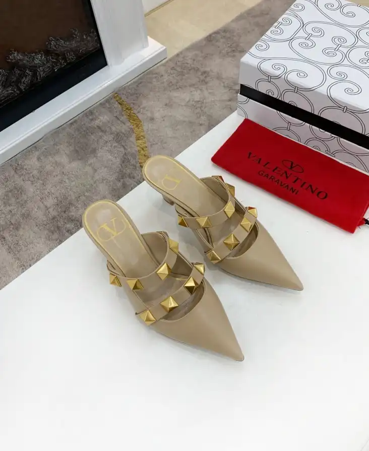 hype Valentino High Heels