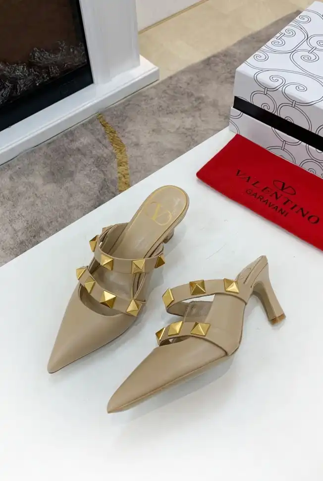 hype Valentino High Heels