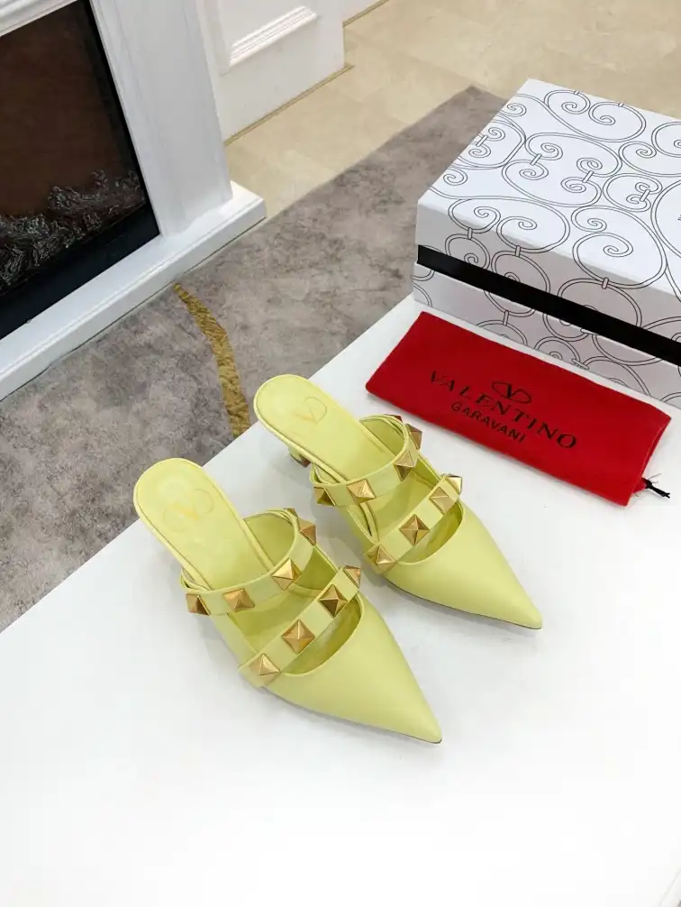 hype Valentino High Heels