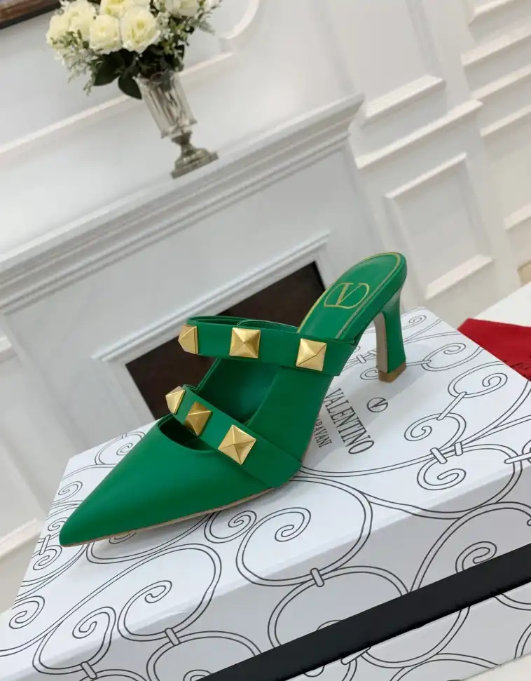 hype Valentino High Heels