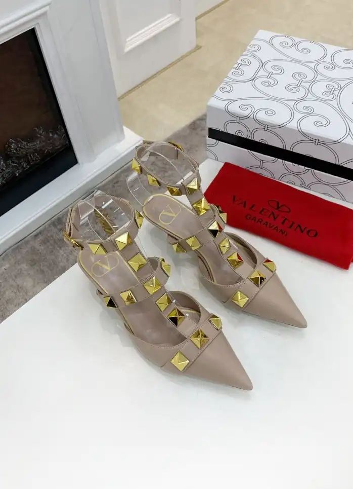 hype Valentino High Heels