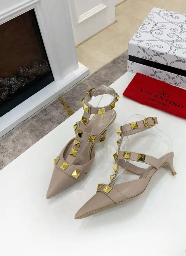 hype Valentino High Heels