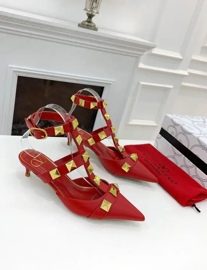 hype Valentino High Heels