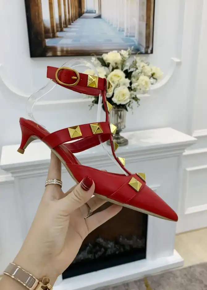 hype Valentino High Heels