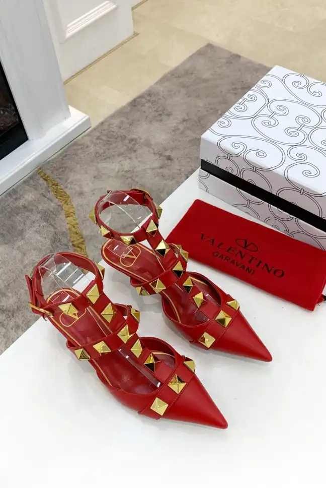 hype Valentino High Heels