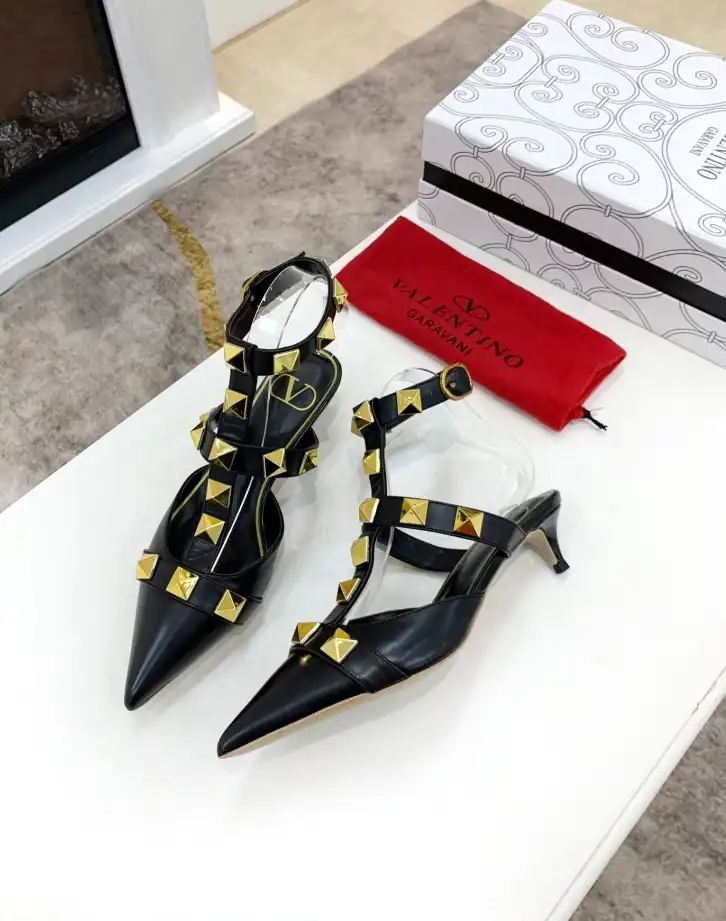 hype Valentino High Heels