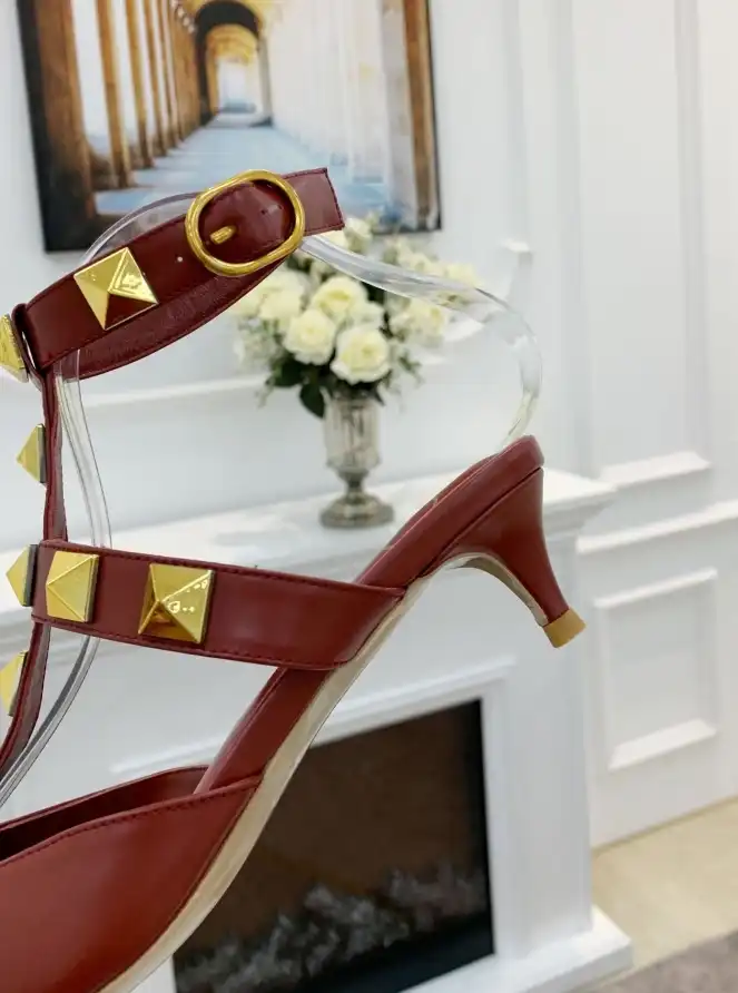 hype Valentino High Heels