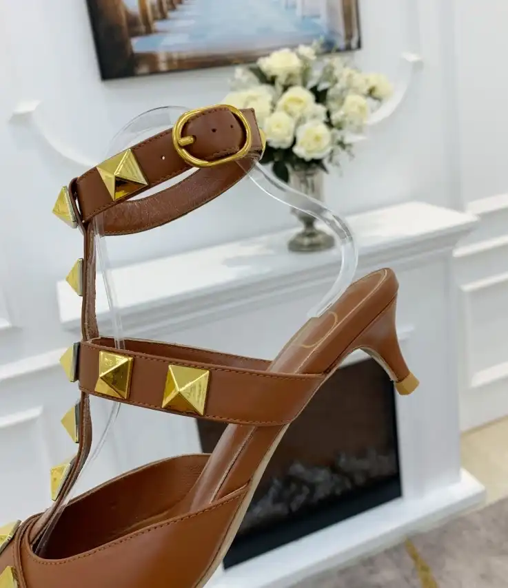 hype Valentino High Heels