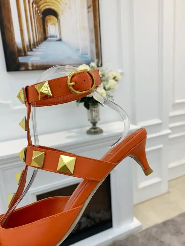 hype Valentino High Heels