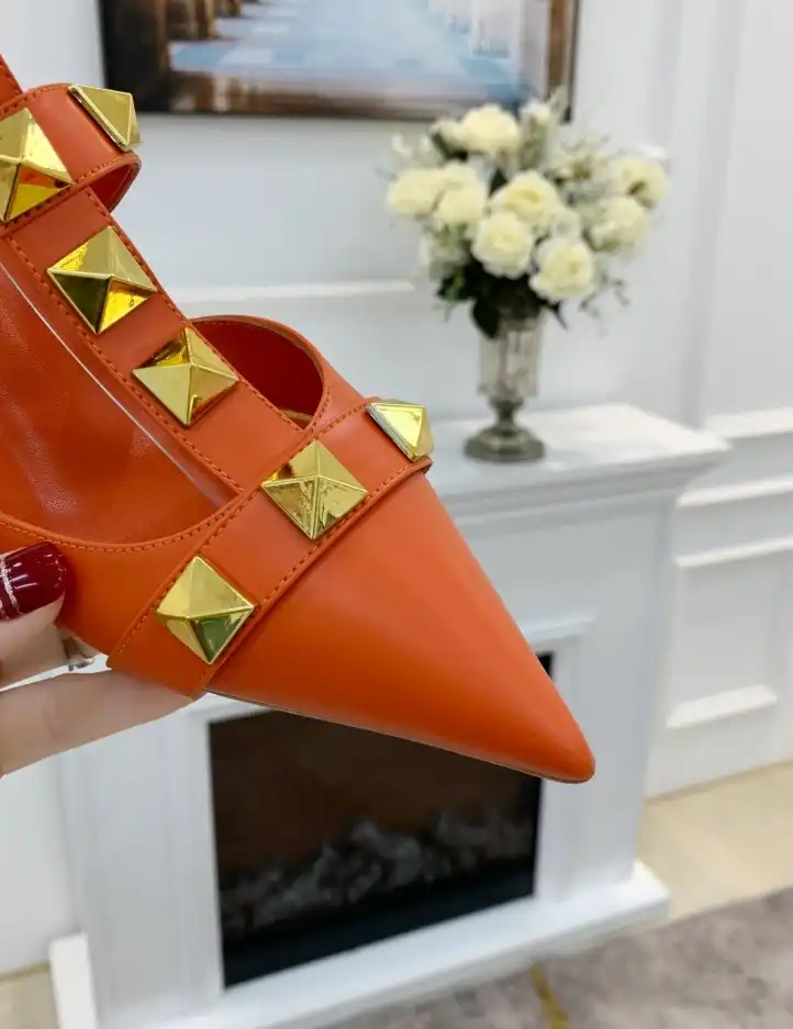 hype Valentino High Heels