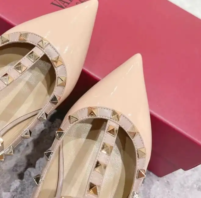 hype Valentino flat shoes