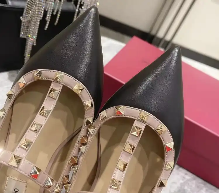 hype Valentino flat shoes