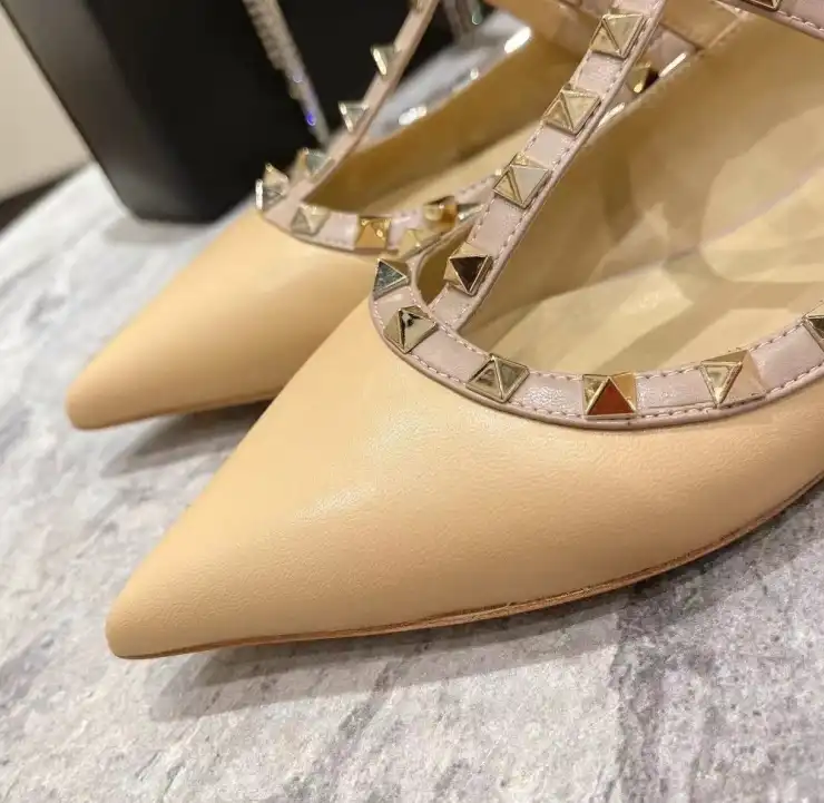 hype Valentino flat shoes