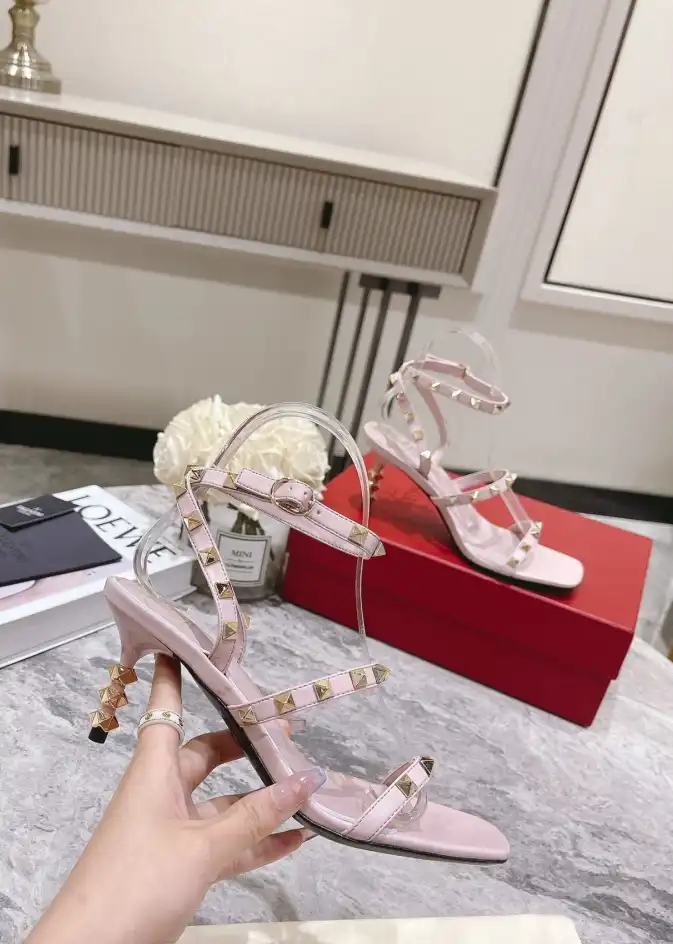 hype Valentino Sandals