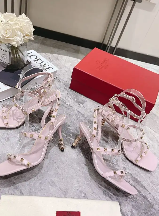 hype Valentino Sandals