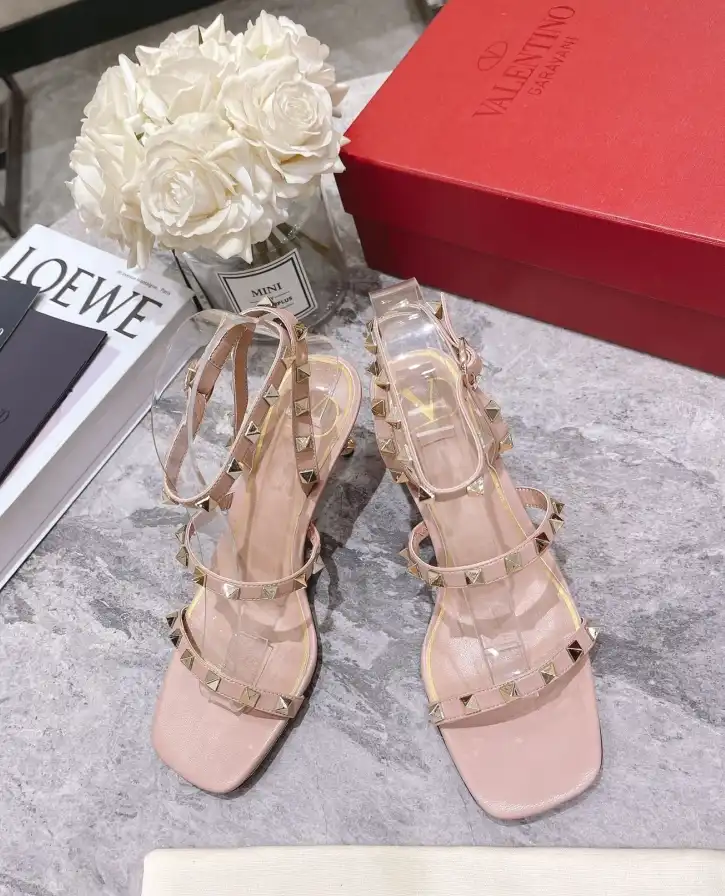 hype Valentino Sandals