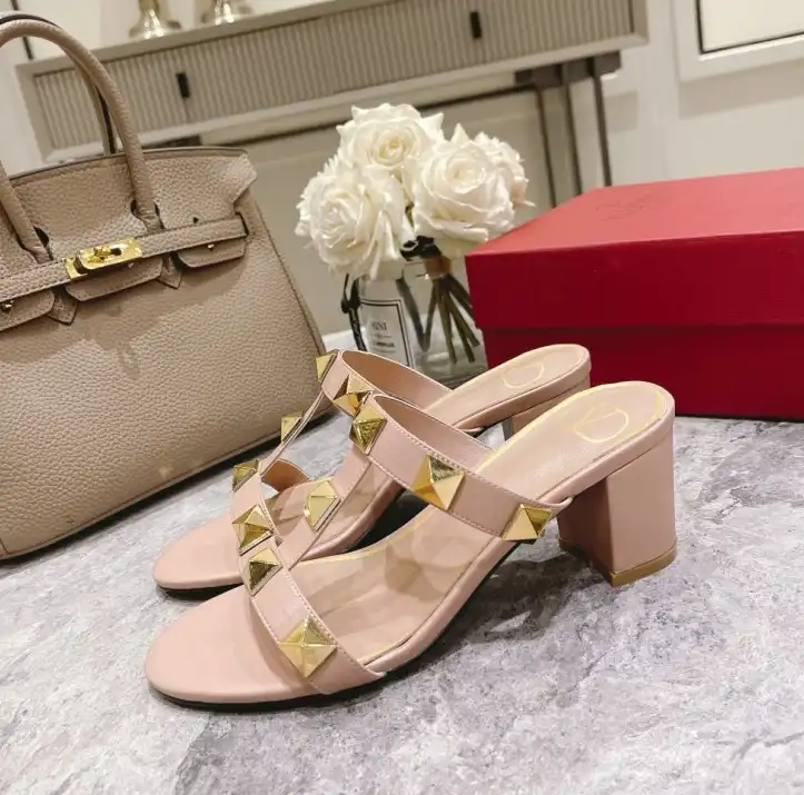 hype Valentino Sandals