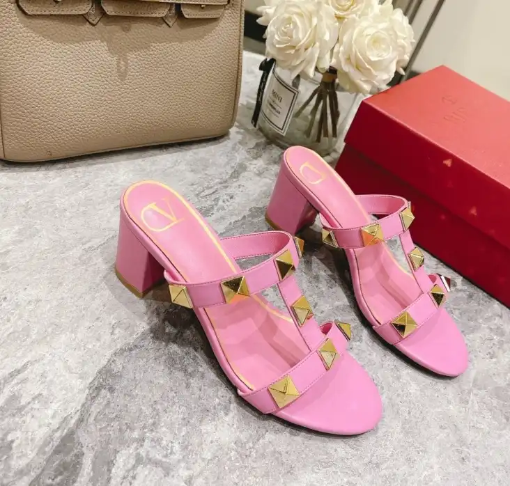 hype Valentino Sandals