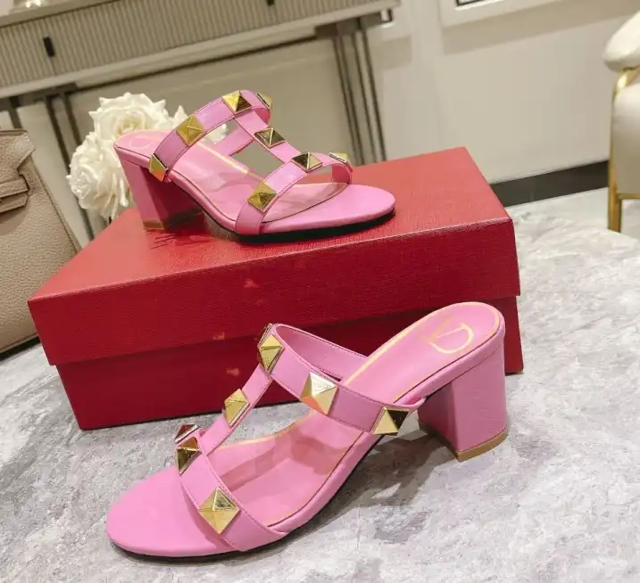 hype Valentino Sandals