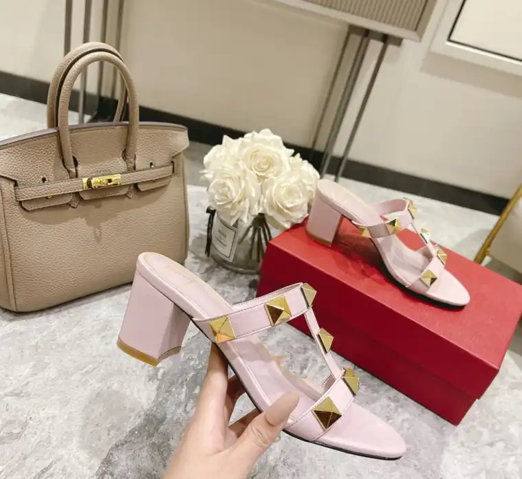 hype Valentino Sandals