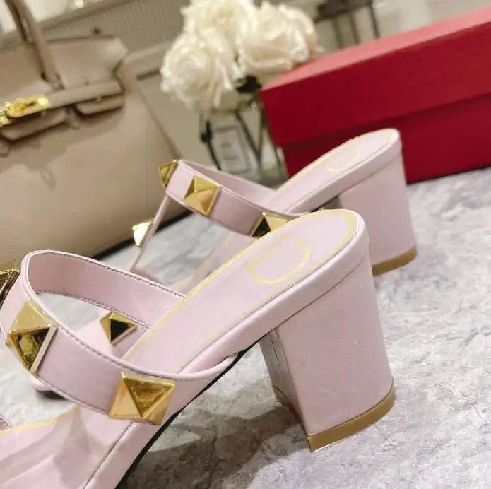 hype Valentino Sandals