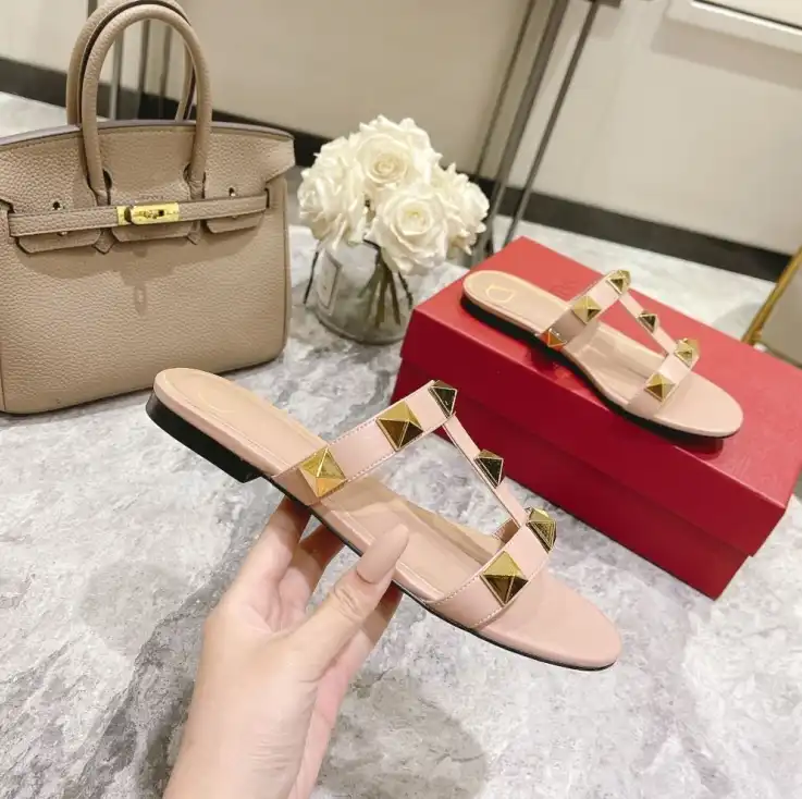 hype Valentino Sandals