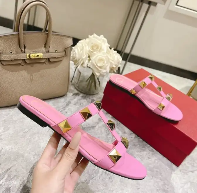 hype Valentino Sandals