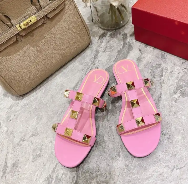 hype Valentino Sandals