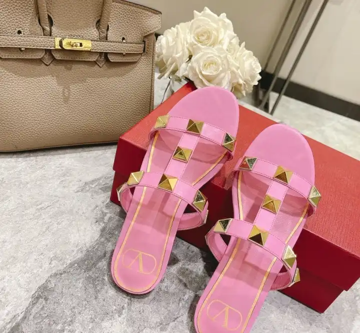 hype Valentino Sandals