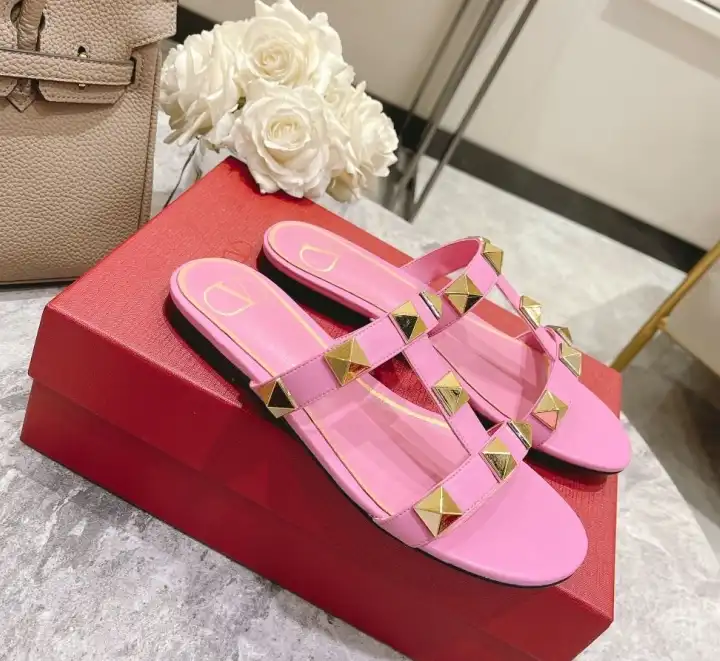 hype Valentino Sandals