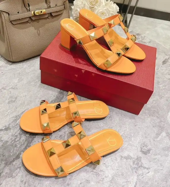 hype Valentino Sandals