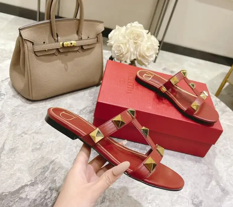 hype Valentino Sandals