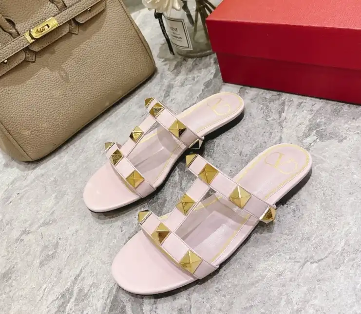 hype Valentino Sandals