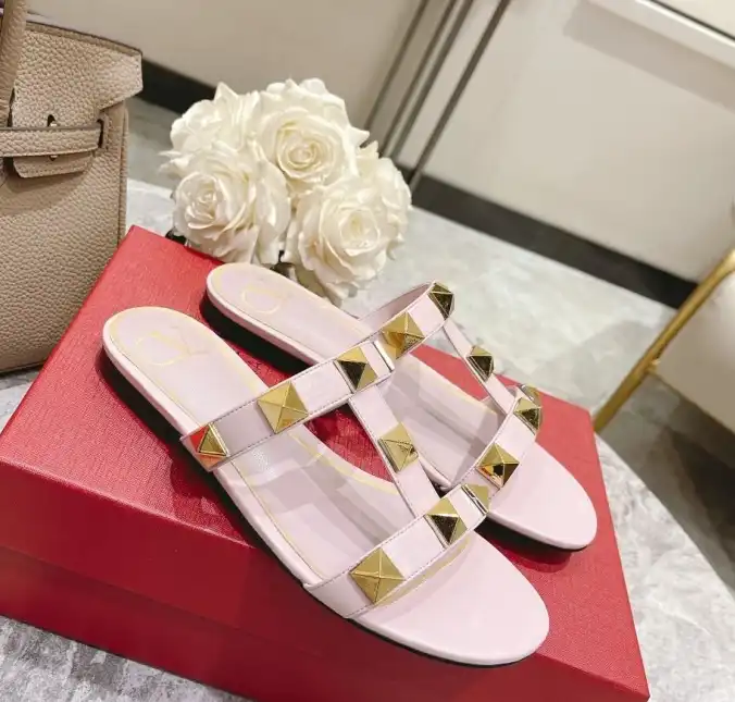 hype Valentino Sandals