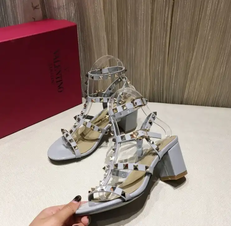 hype Valentino High Heels