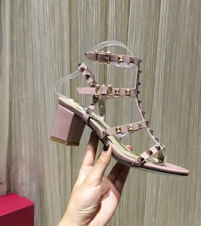 hype Valentino High Heels