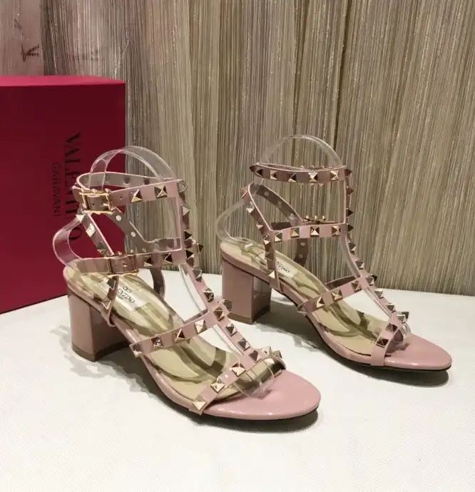 hype Valentino High Heels