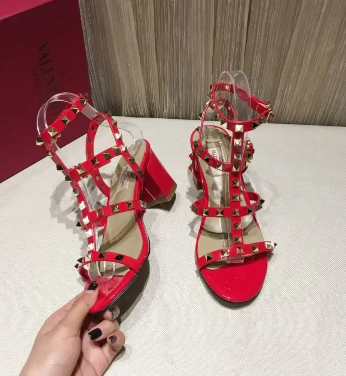 hype Valentino High Heels