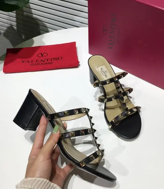 hype Valentino High Heels