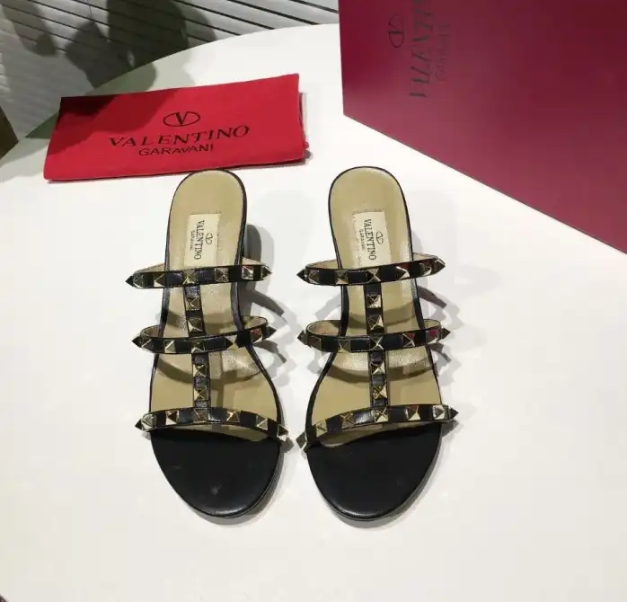 hype Valentino High Heels