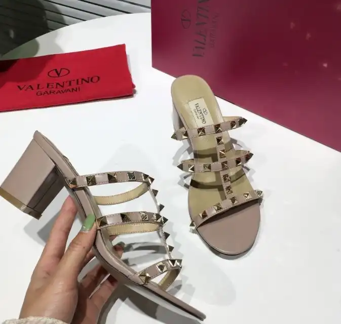 hype Valentino High Heels