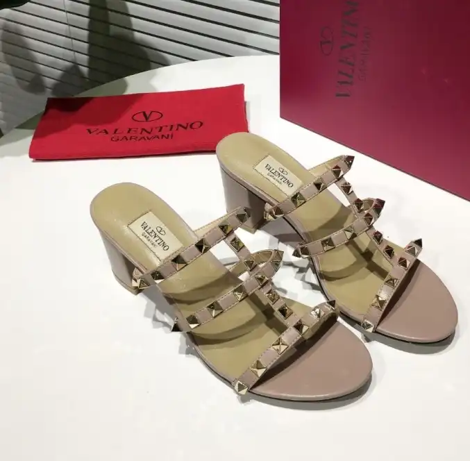 hype Valentino High Heels