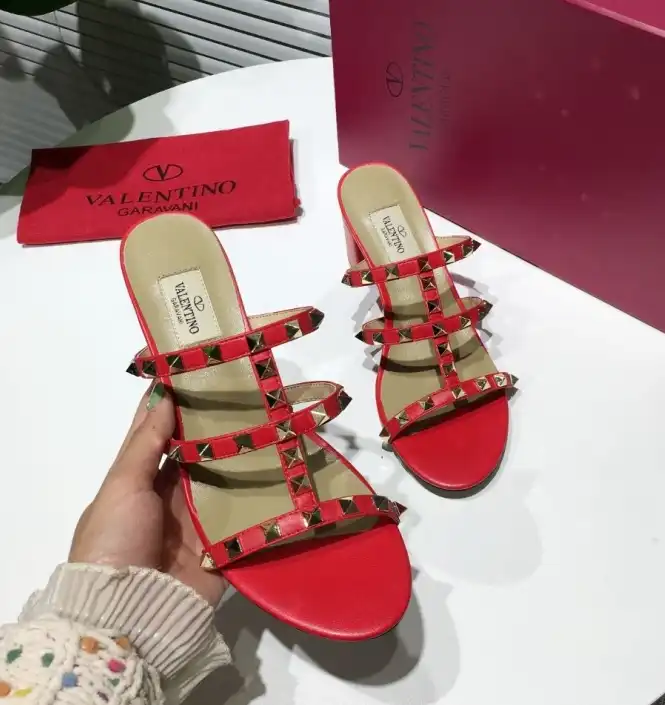 hype Valentino High Heels