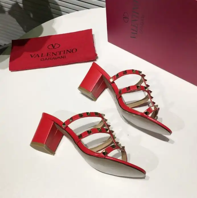 hype Valentino High Heels