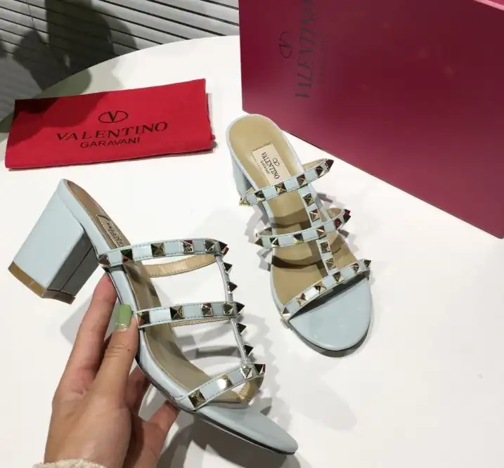 hype Valentino High Heels