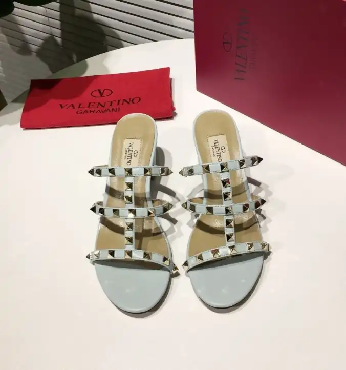 hype Valentino High Heels