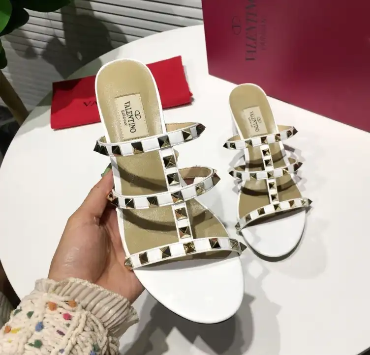 hype Valentino High Heels