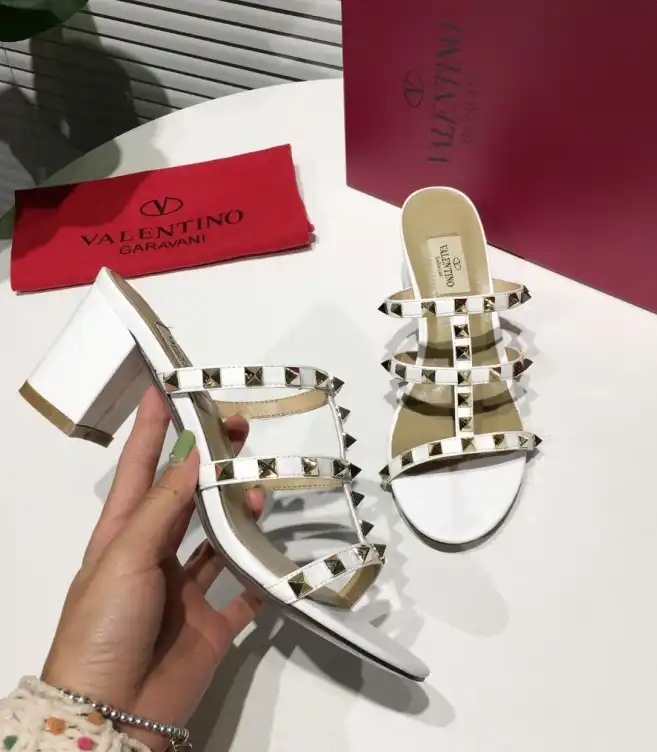 hype Valentino High Heels